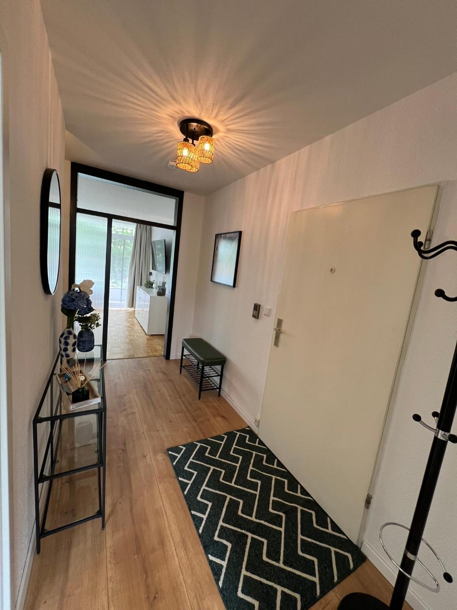 W&D Living - Fewo Kleines Italien Mit Parkplatz Und Balkon Celle Exterior foto